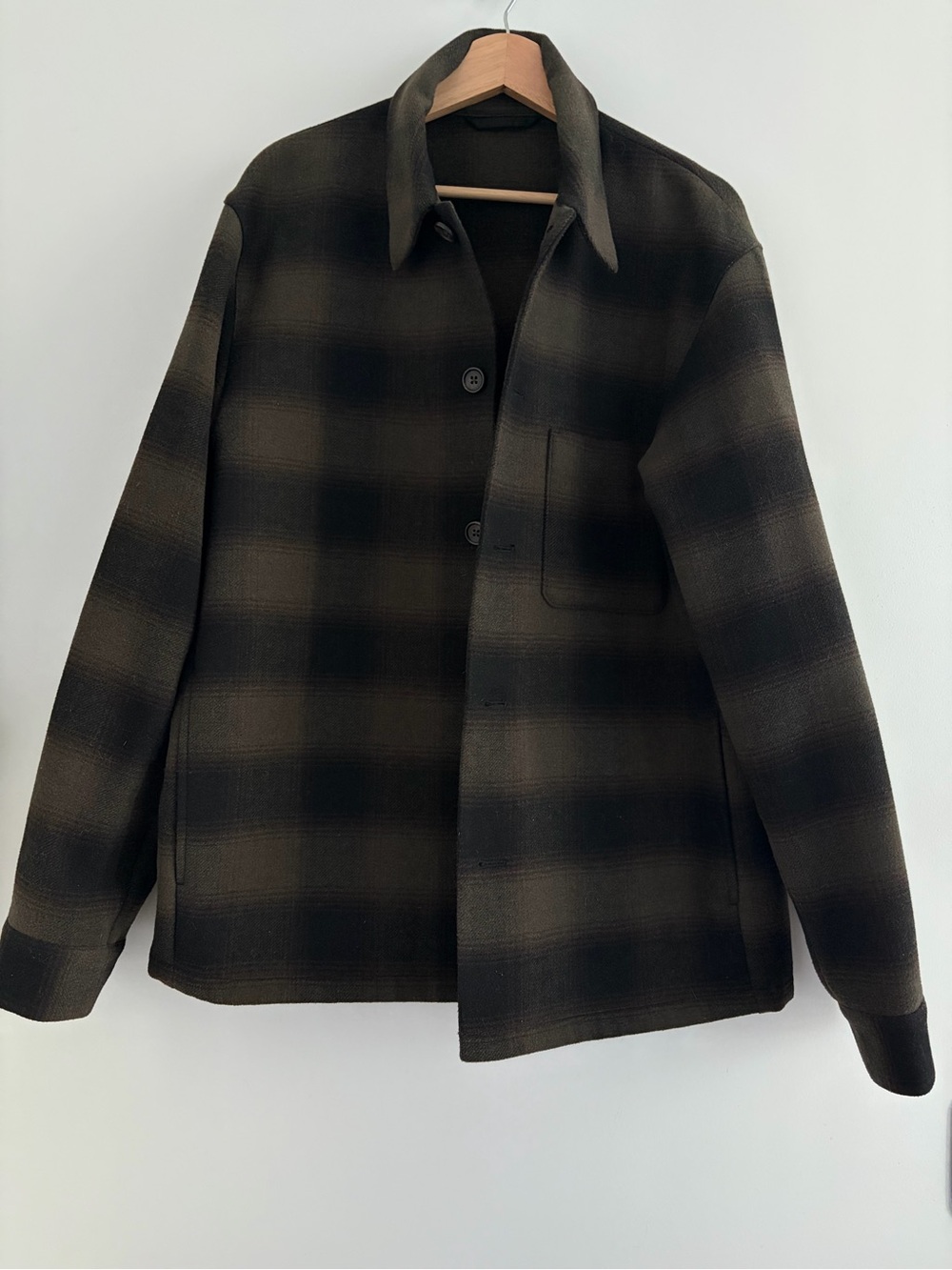 Uniqlo Men’s Double-Faced Shirt Jacket in Dark Brown Fall Plaid - Large
